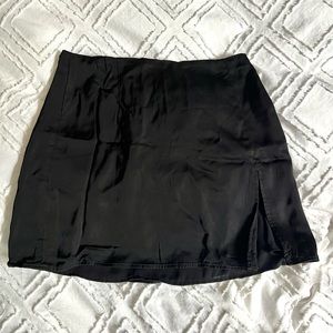 Aritzia Sunday Best Tatiana Skirt